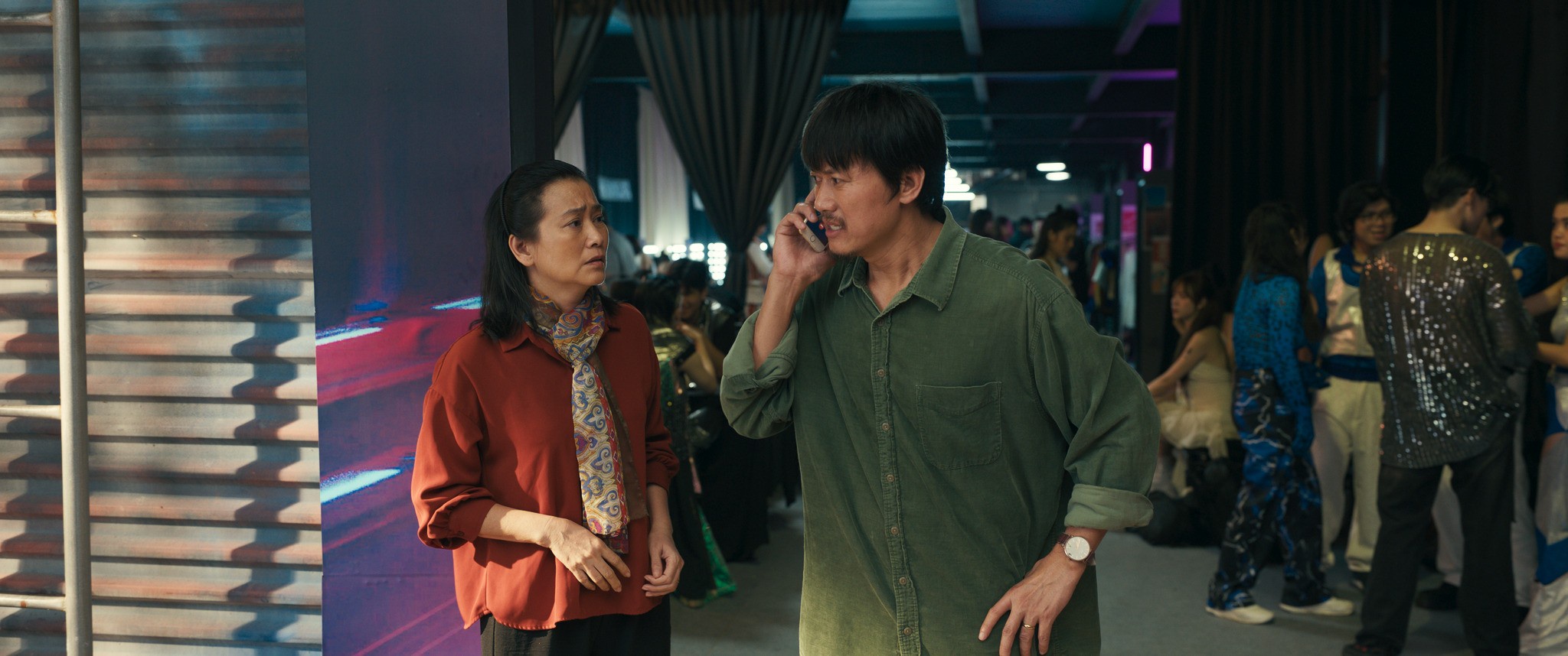 jetz1is Tuyết Thu và Quách Ngọc Tuyên cũng diễn xuất tròn trịa ở Lật Mặt 8: Vòng Tay Nắng