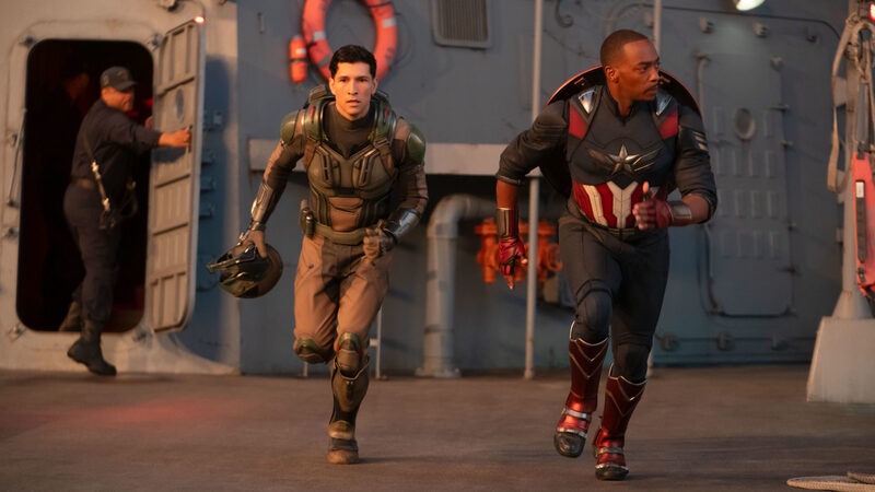 1qxob7w Bộ đôi Captain America và Falcon lên đường giải quyết xung đột gần kề