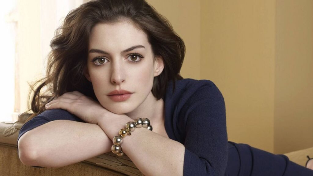 Một vài nét về Anne Hathaway